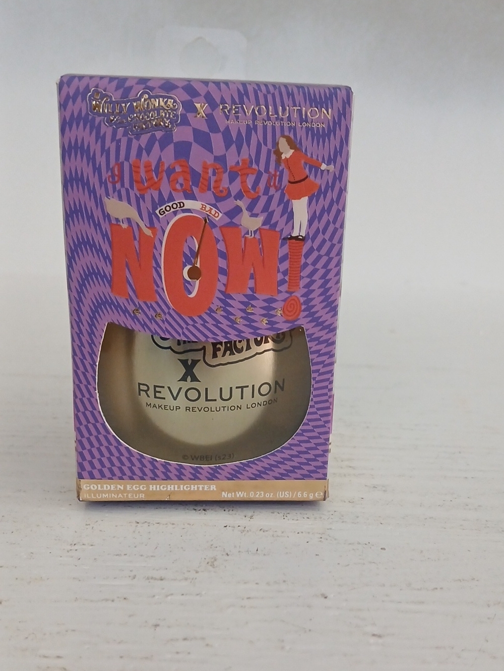 Willy Wonka X Revolution Golden Egg Highlighter Illuminator